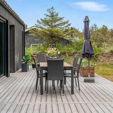 Uschi - 1km From The Sea By Interhome